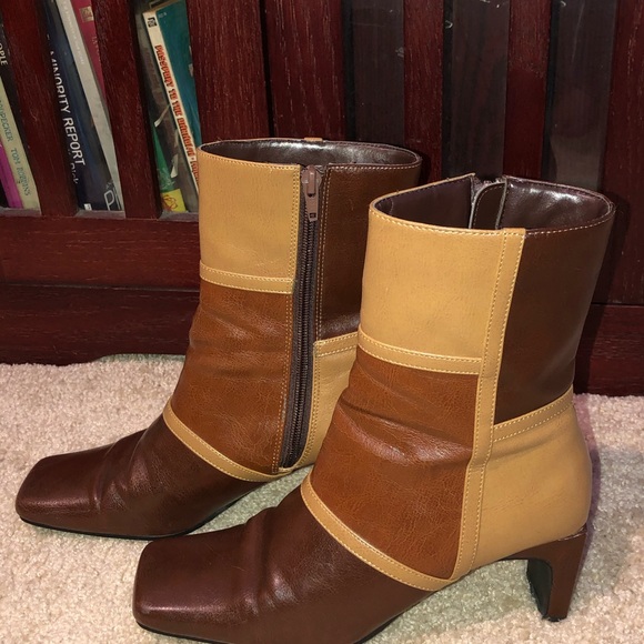 ‘70s Mod Color-Block Square-Toe Leather Boot Heels - Picture 4 of 15